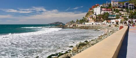 Strand