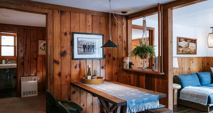 1.5 Bedroom Suite with Den