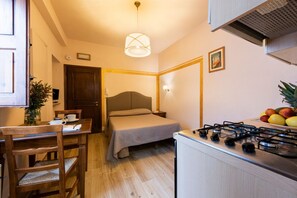 1 Schlafzimmer, Bügeleisen/Bügelbrett, kostenloses WLAN, Bettwäsche