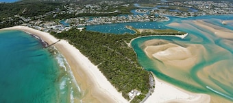 Mango House has everything you need for a beautiful Boreen Point family holiday.