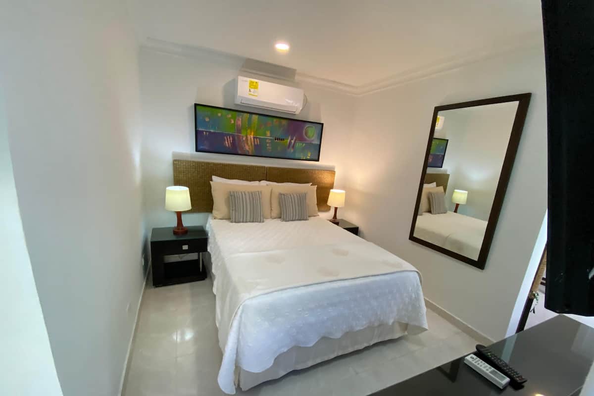 1 habitación, escritorio y wifi gratis