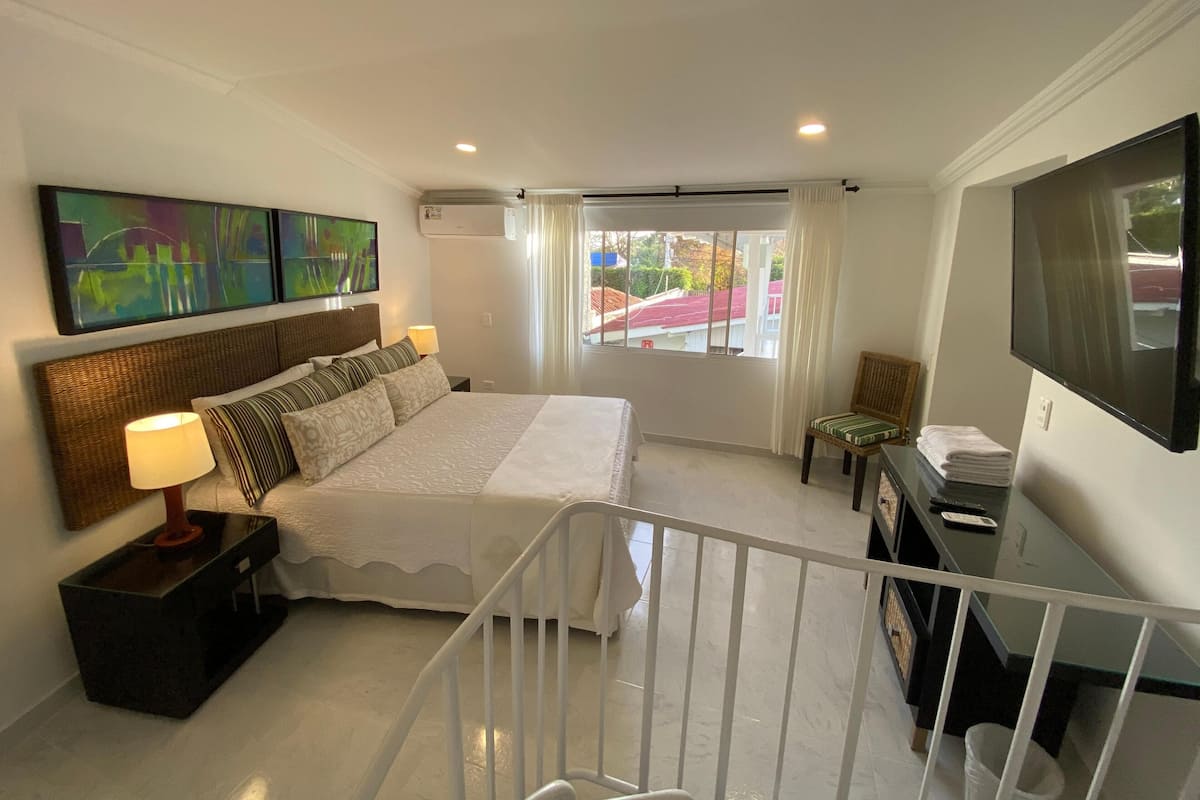 1 habitación, escritorio y wifi gratis