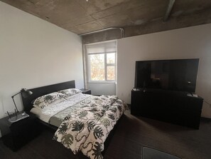 Bügeleisen/Bügelbrett, WLAN, Bettwäsche