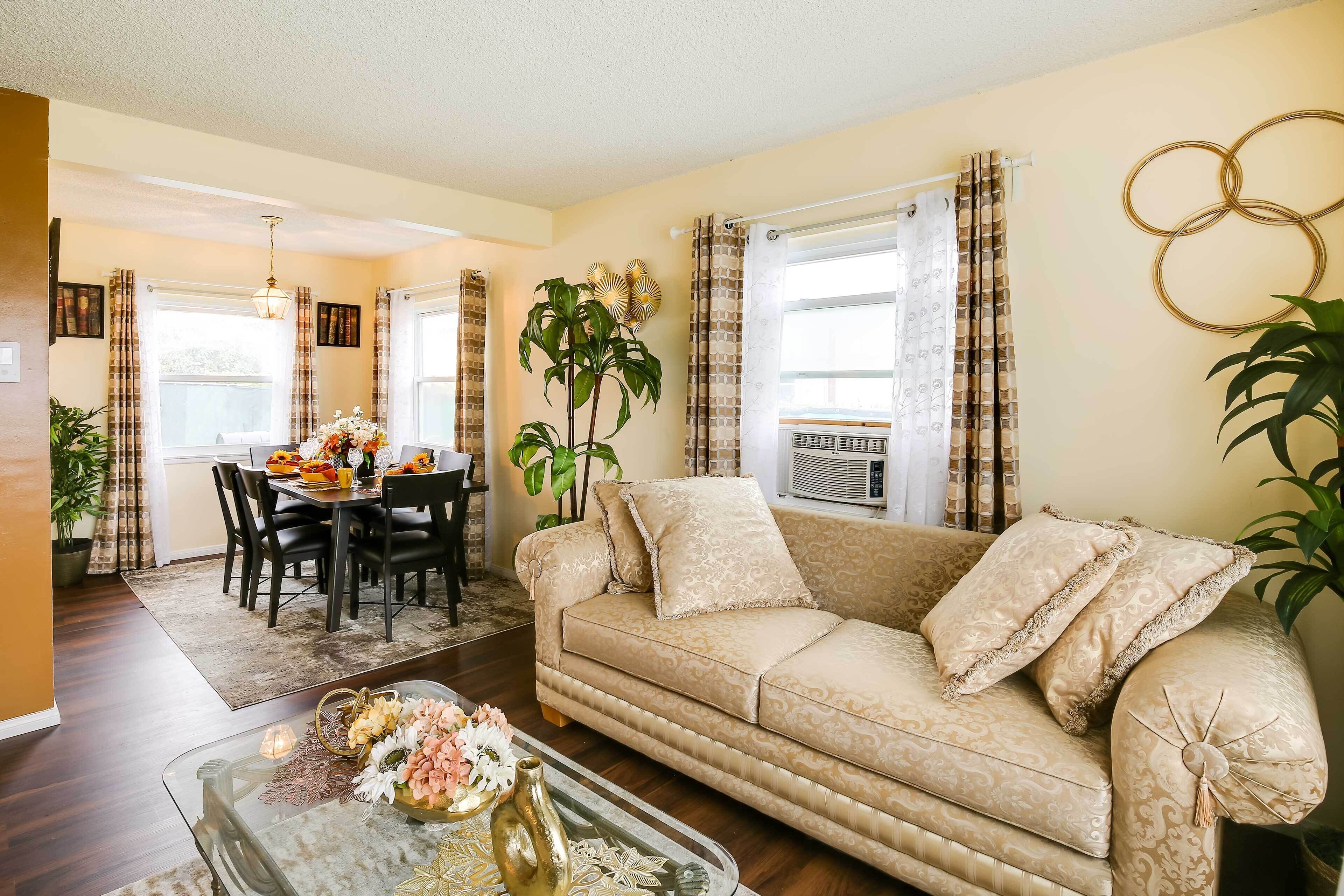 Lovely Compton Vacation Rental w/ Patio & Grills!