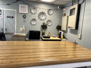 Reception - Clayton House Motel (Loves Park)