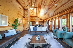 Interior - Splash of Gatlinburg - Luxury Cabin in Gatlinburg! (Gatlinburg)