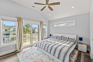 5 soverom, strykejern/-brett, wi-fi (inkludert) og sengetøy