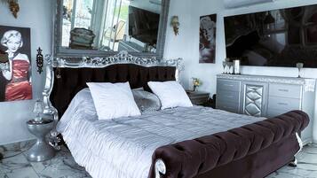 1 dormitorio, tabla de planchar con plancha, wifi gratis y ropa de cama