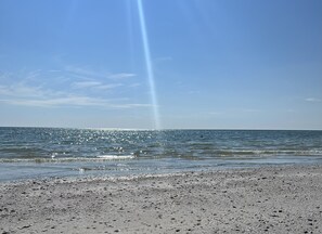 Liegestühle, Strandtücher