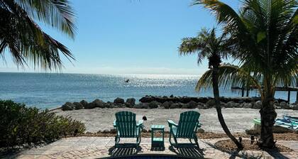 Sandy Beach Cove🏝️🏖️ Gated Private Beach Home Plus Cottage Oasis , With Dock
