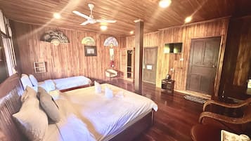 Ropa de cama de alta calidad y colchones con acolchado adicional