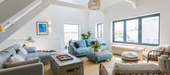 The Old Abbey -  a hot tub that sleeps 16 guests  in 6 bedrooms