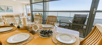 The Quay -  an on the beach that sleeps 9 guests  in 4 bedrooms