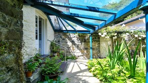 Property grounds - Plas Bodegroes - a dog that sleeps 22 guests in 11 bedrooms (Pwllheli)