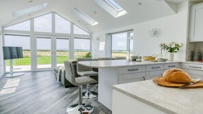 Interior - Nyth y Gwdihw -  a ground floor bedroom that sleeps 5 guests  in 3 bedrooms (Ty Croes)