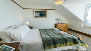 4 Schlafzimmer, Bügeleisen/Bügelbrett, Reisekinderbett, kostenloses WLAN