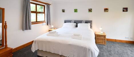 2 camere, ferro/asse da stiro, Wi-Fi gratuito, lenzuola