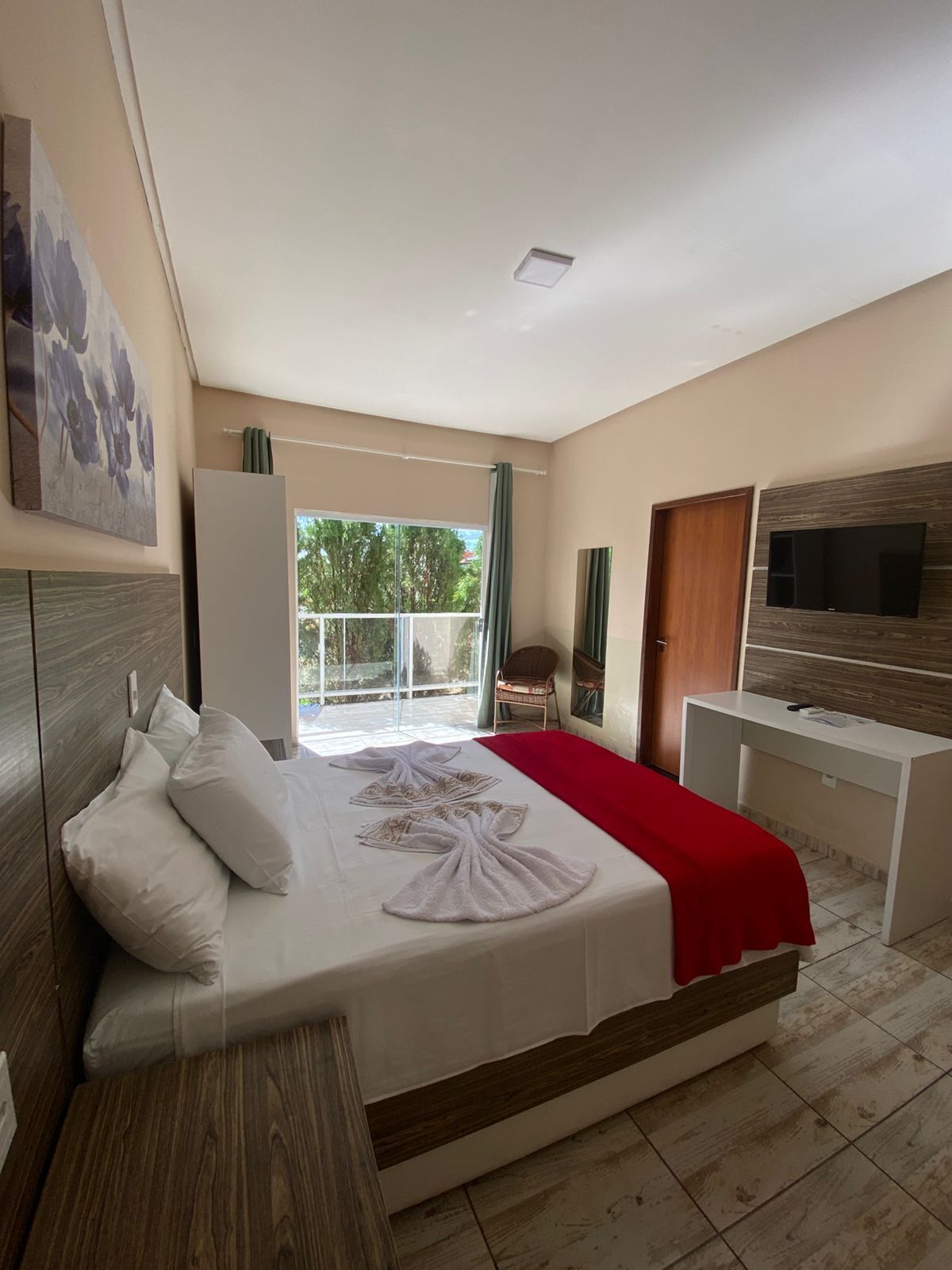 Desk, laptop workspace, free WiFi, bed sheets