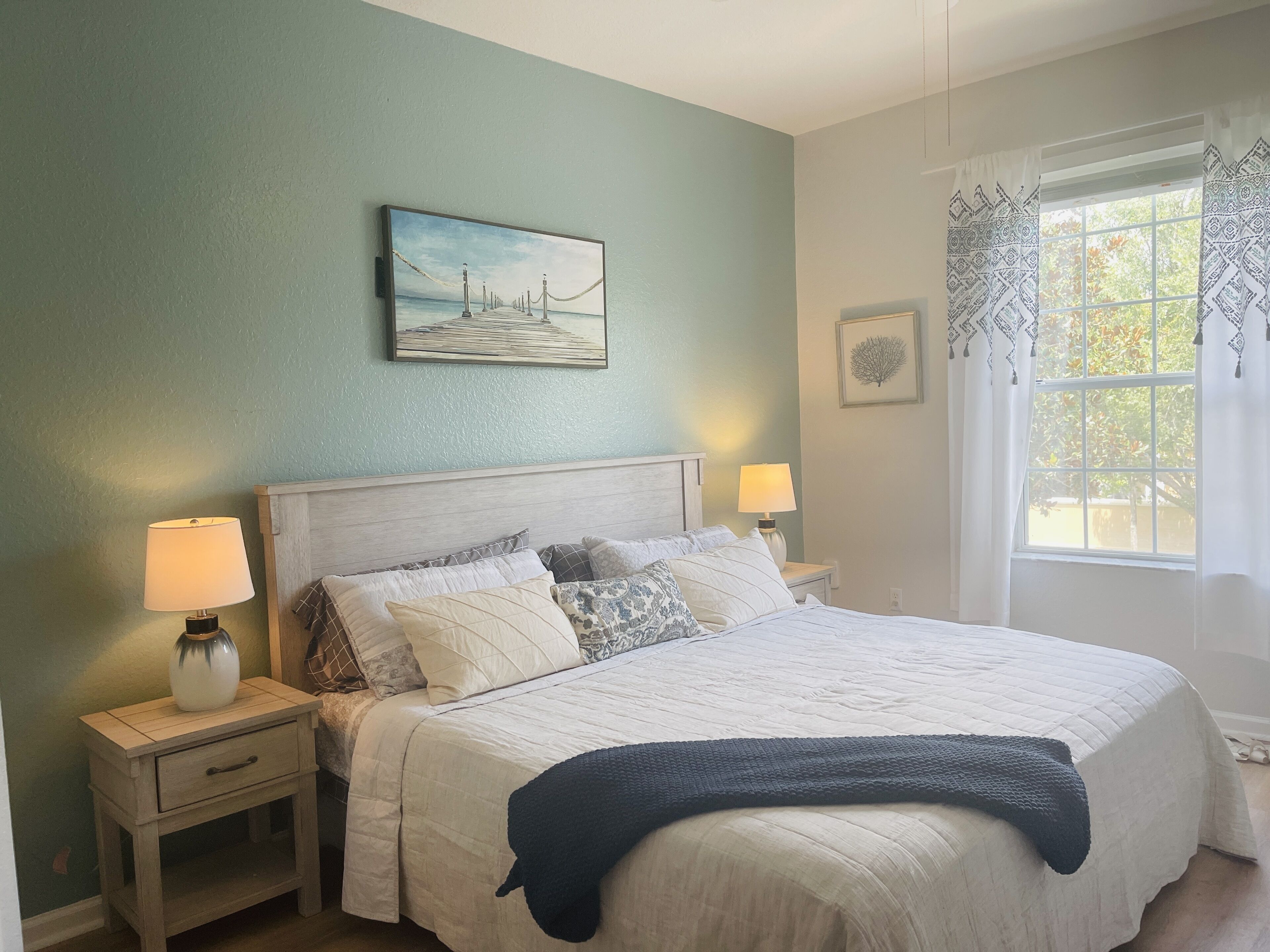 3BD/2BA Comfy Updated Condo Near Disney 