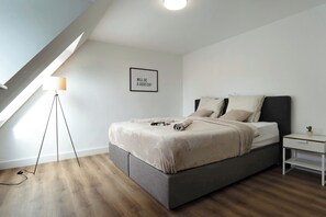 2 bedrooms, free WiFi, bed sheets - Apartment 'Weiden' with Balcony and Wi-Fi (Gronau)