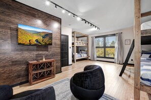 7 Schlafzimmer, Bügeleisen/Bügelbrett, kostenloses WLAN, Bettwäsche