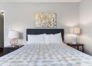 2 soverom, wi-fi (inkludert) og sengetøy