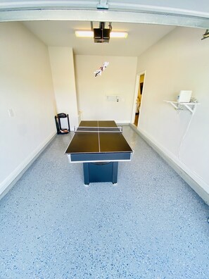 Interior - Comfortable and modern waterfront townhome located 10 minutes from the beach.  (Panama City Beach)