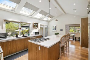 Fridge, microwave, dishwasher, coffee/tea maker - Huge Secluded Cowan Heights Home, Pool, Entertainers Delight (4 beds/5 baths) (Santa Ana)