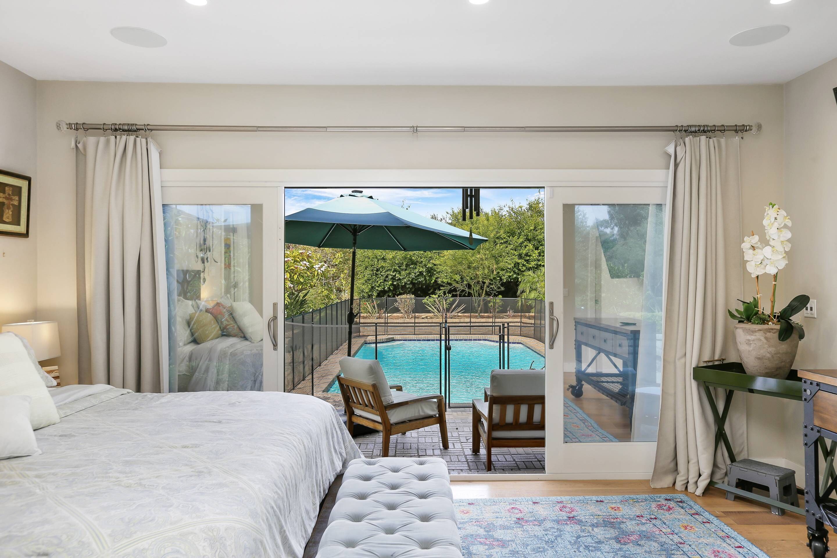 4 soverom, wi-fi (inkludert) og sengetøy