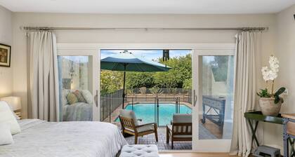 Huge Secluded Cowan Heights Home, Pool, Entertainers Delight (4 beds/5 baths)