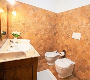 Dusche, Haartrockner