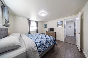 3 chambres, fer et planche à repasser, Wi-Fi gratuit, draps fournis