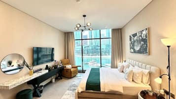 1 bedroom, in-room safe, iron/ironing board, free WiFi