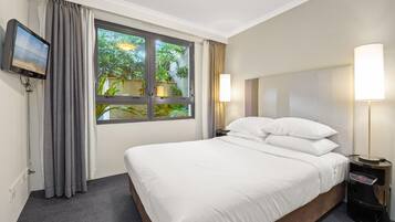 1 bedroom, desk, iron/ironing board, WiFi