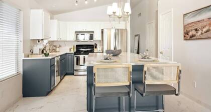 Discover Desert View charm, steps away from shopping at Desert Ridge Marketplace