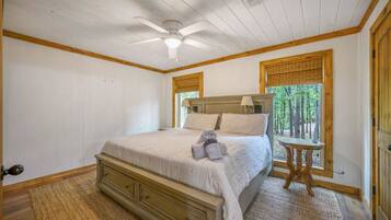 4 bedrooms, free WiFi