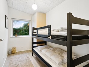 4 bedrooms, WiFi