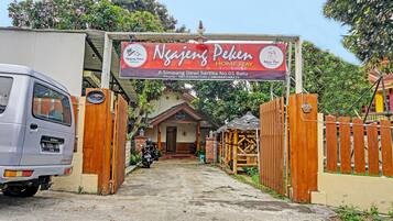 Bagian depan properti