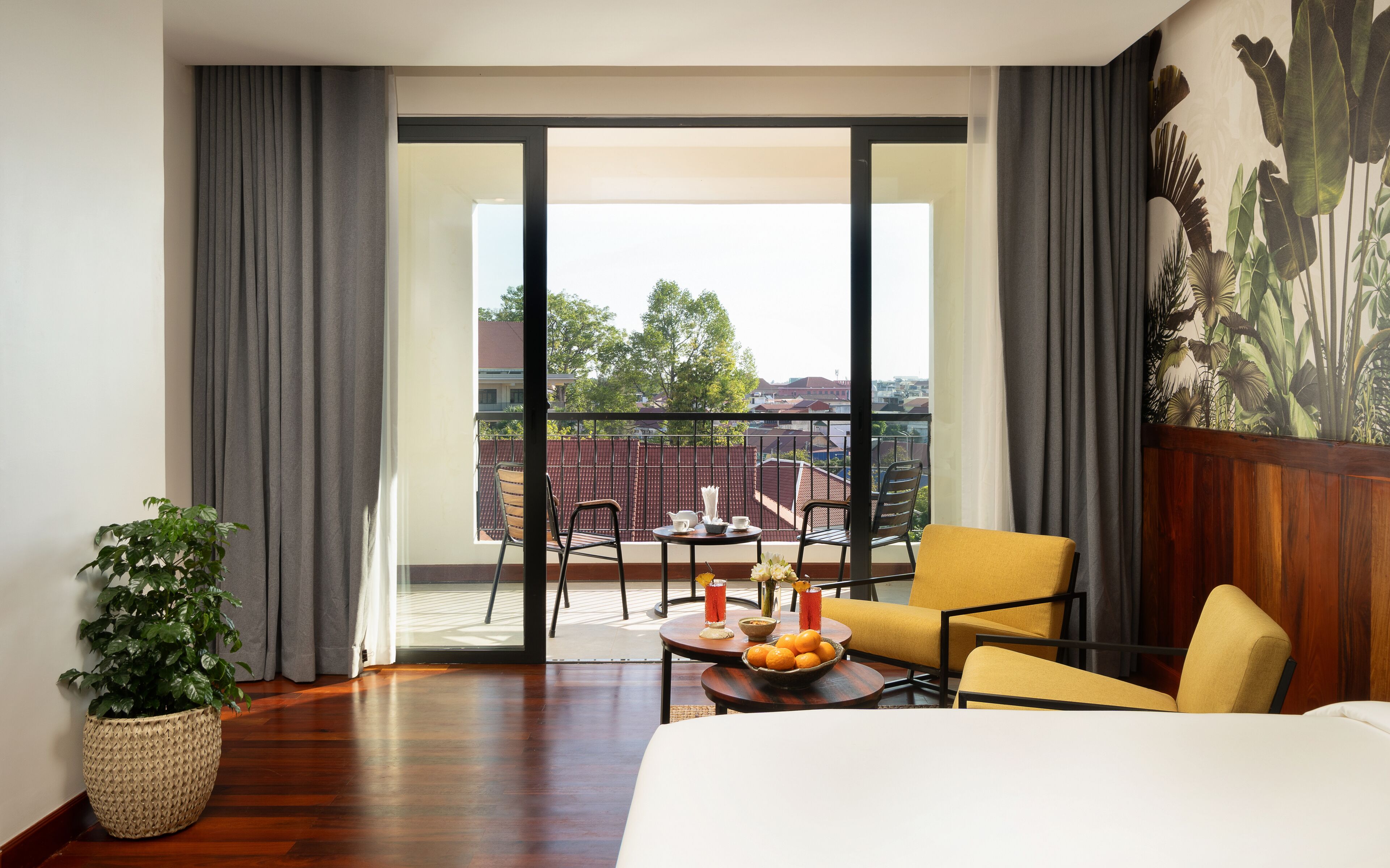 Deluxe-Vierbettzimmer | Blick auf die Stadt