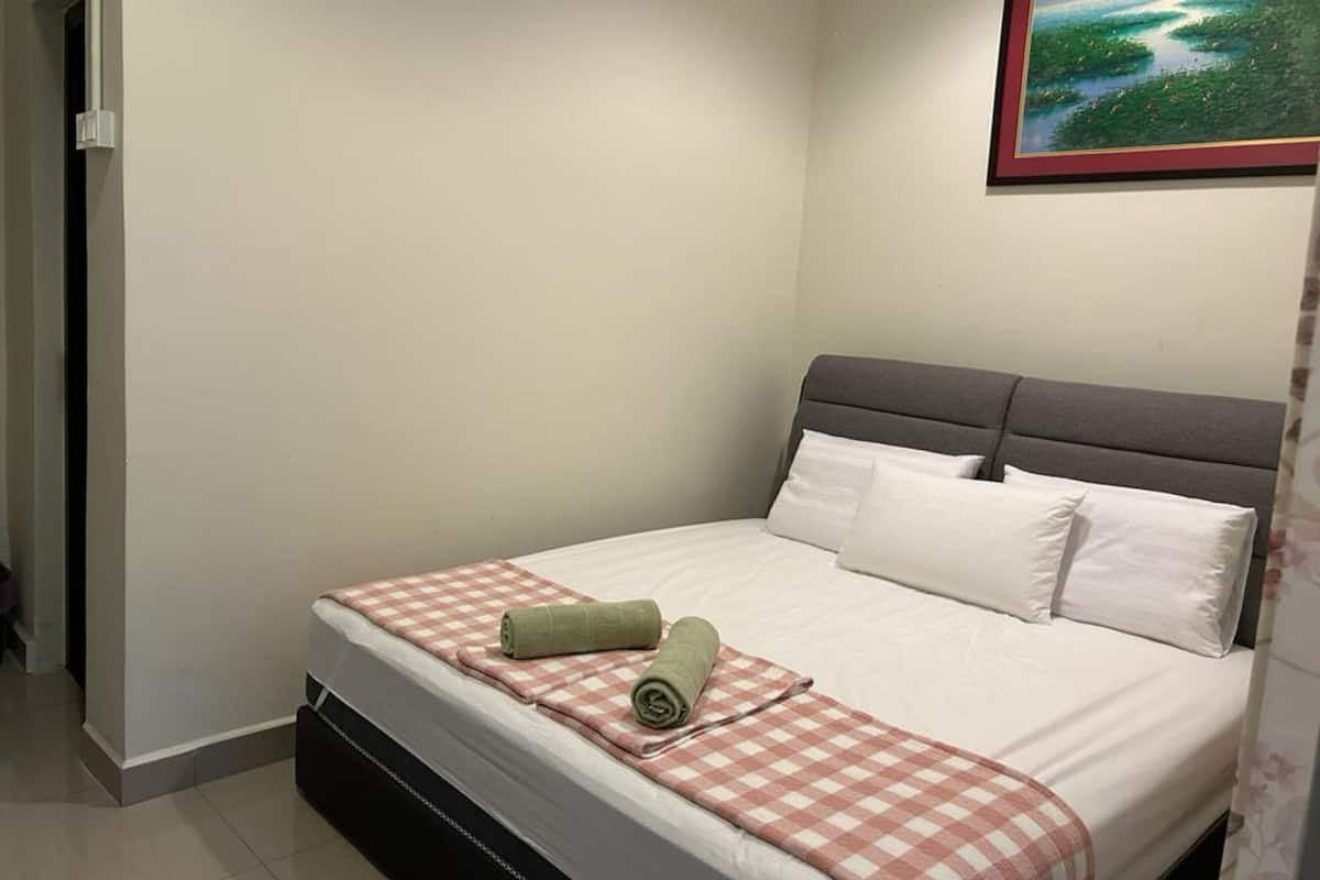Deluxe Double Room | 1 bedroom, free WiFi, bed sheets