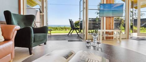 Televisie en een open haard