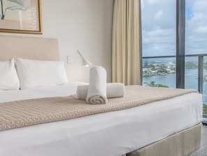 1 bedroom, iron/ironing board, free WiFi, bed sheets - Luxury Living with Breathtaking River and Hinterland Views! (Surfers Paradise)