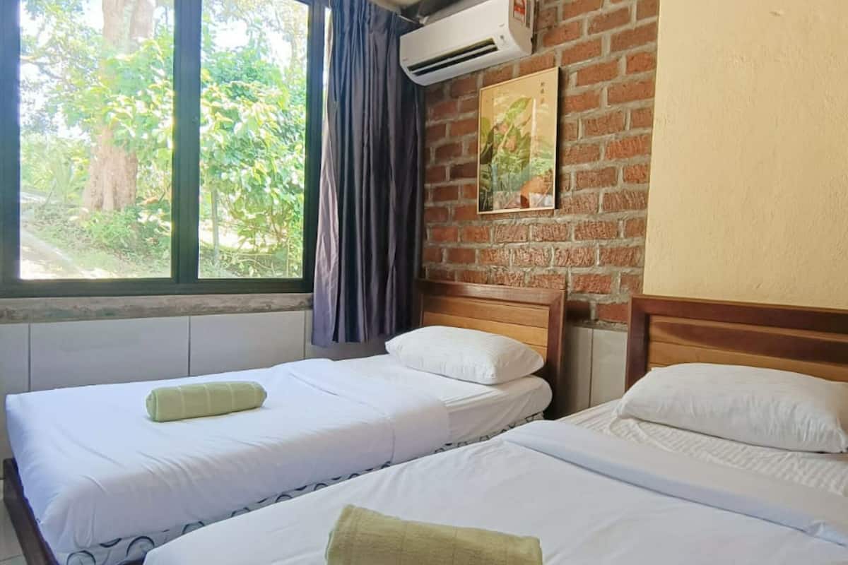 Chambre Deluxe double | Accès au Wi-Fi (inclus), literie fournie