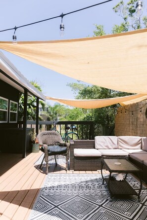 Terrace/patio - Zen House close to Gulfport downtown & Clam Bayou (Gulfport)