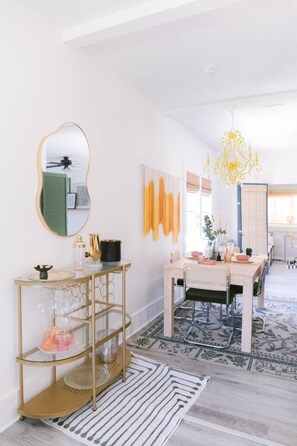 Dining - Zen House close to Gulfport downtown & Clam Bayou (Gulfport)