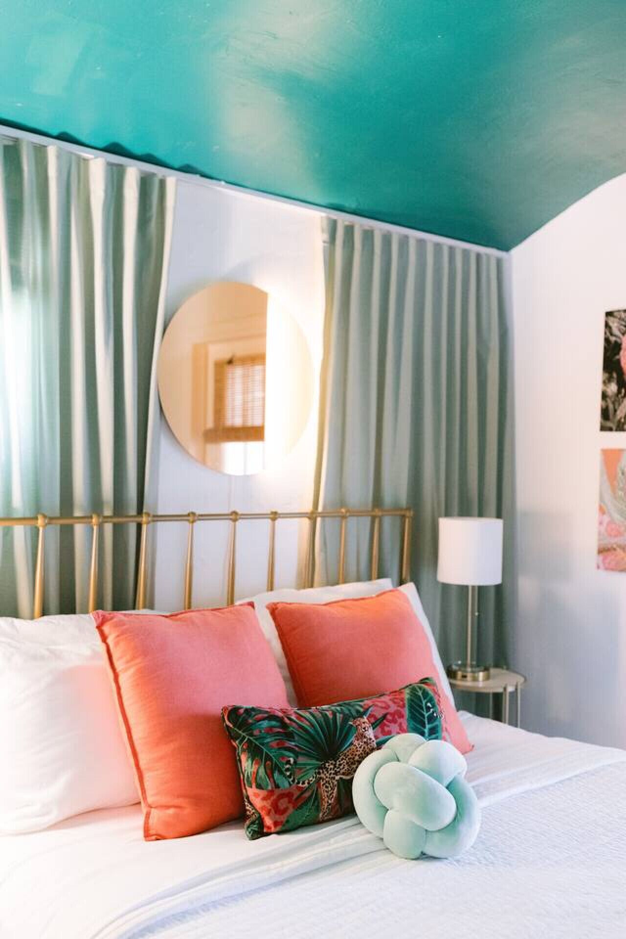 1 makuuhuone, työpöytä, Wi-Fi, vuodevaatteet