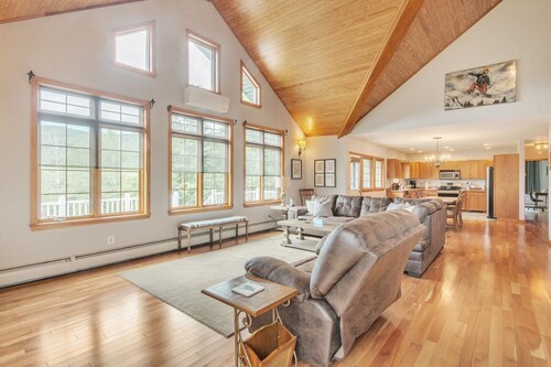 River Valley Sunset Retreat - Peaceful Getaway Near Sunday River & Bethel/Newry