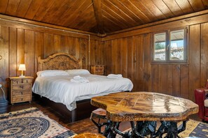 1 bedroom, free WiFi, bed sheets - Holiday Home "Horrio" with Mountain View, Shared Pool & Wi-Fi (Querol)