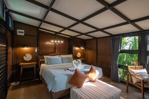 6 bedrooms, in-room safe, desk, iron/ironing board - Luxury Family Pool Villa (DaisyLand Villa) Chiang Mai (Nam Phrae)