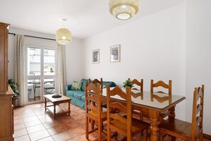 Dining - Apartment 'Daralba Conil' with Balcony (CONIL DE LA FRONTERA)